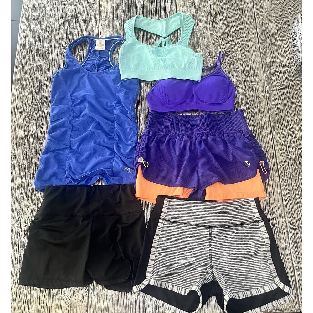Women’s Workout Lot 6 Items Size S/XS Active Tops & Bottoms Different Brands